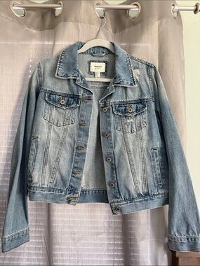 Forever 21 Light Blue Washed Denim Jacket